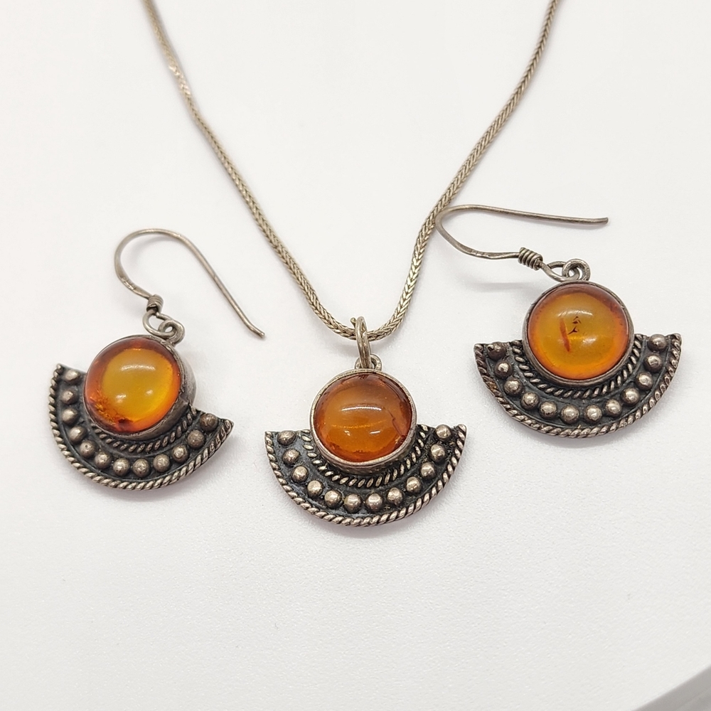 Vintage Boma 925 Sliver Amber Pendant & Earrings